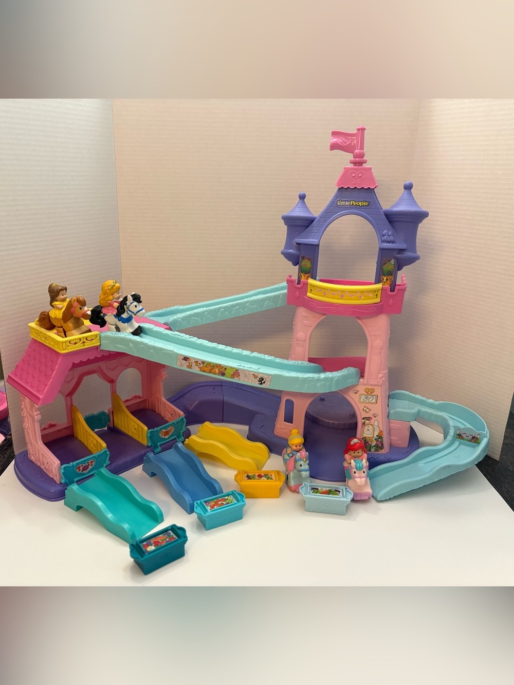 Fisher-Price Little People Disney Princess Klip Klop Castle with original flag